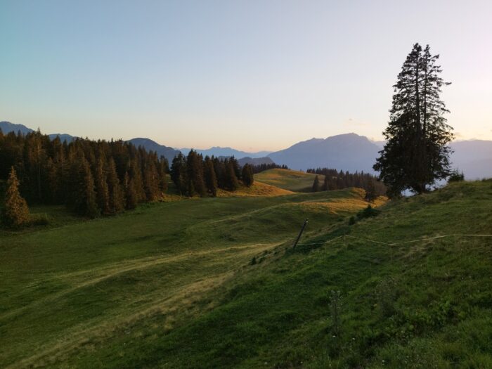 Monatliches Meditationswochenende Grüsch-Danusa - Berghaus Schwänzelegg