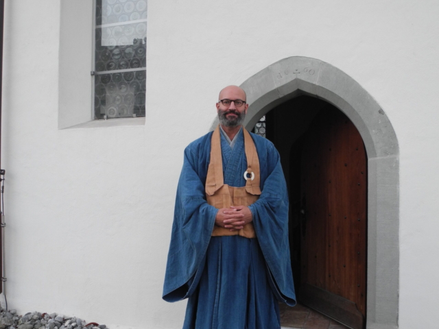 Christliche Zen Meditation in der Friedenskapelle in Reichenburg