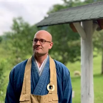 Abt Zen Mönch Marcel Reding gründete das Honora Zen Kloster in der Schweiz