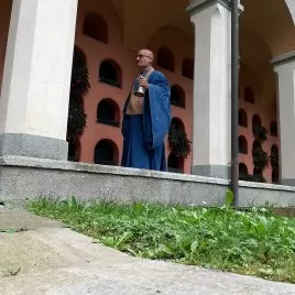 Meditation Chur im Friedhof Totengut mit Zen Mönch Marcel Reding