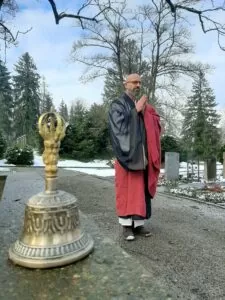 Abbot reding (zen monk in switzerland) buddhist funeral orator | honora zen monastery