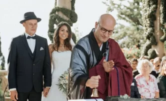 Ihr Hochzeitsredner Abt Reding (Zen Mönch) führt Sie gerne durch die freie Trauung am Comer See in der Villa Balbianello.